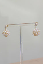 Load image into Gallery viewer, Pearl Cluster Earrings

