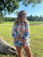 Load image into Gallery viewer, Cassandra Blouse :: S-2X
