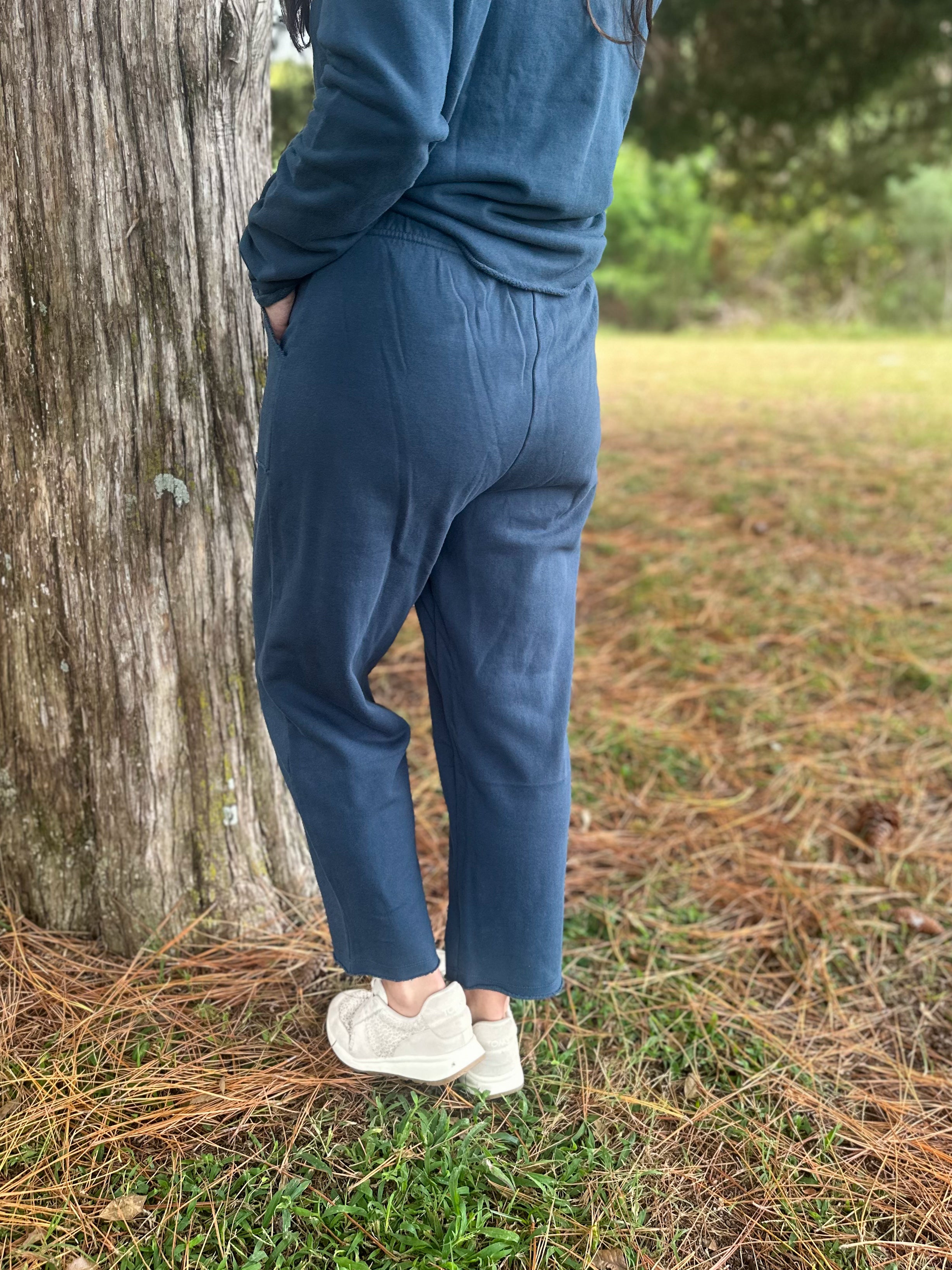 Malibu Sweatpants :: Navy :: S-L