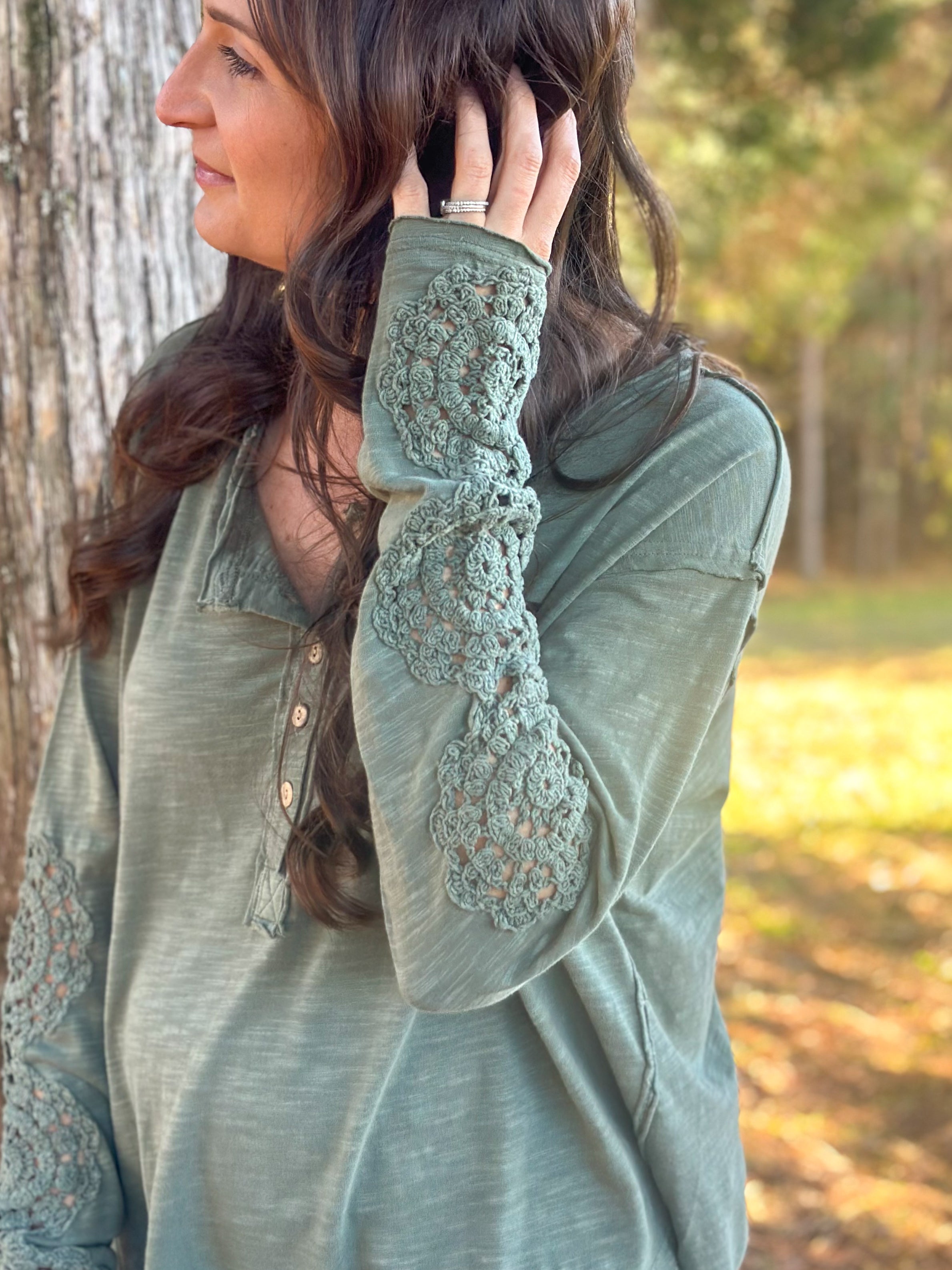 Mitchell Crochet Top :: Sage :: S-L