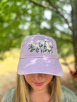 Load image into Gallery viewer, Daisy Embroidered Hat :: Purple
