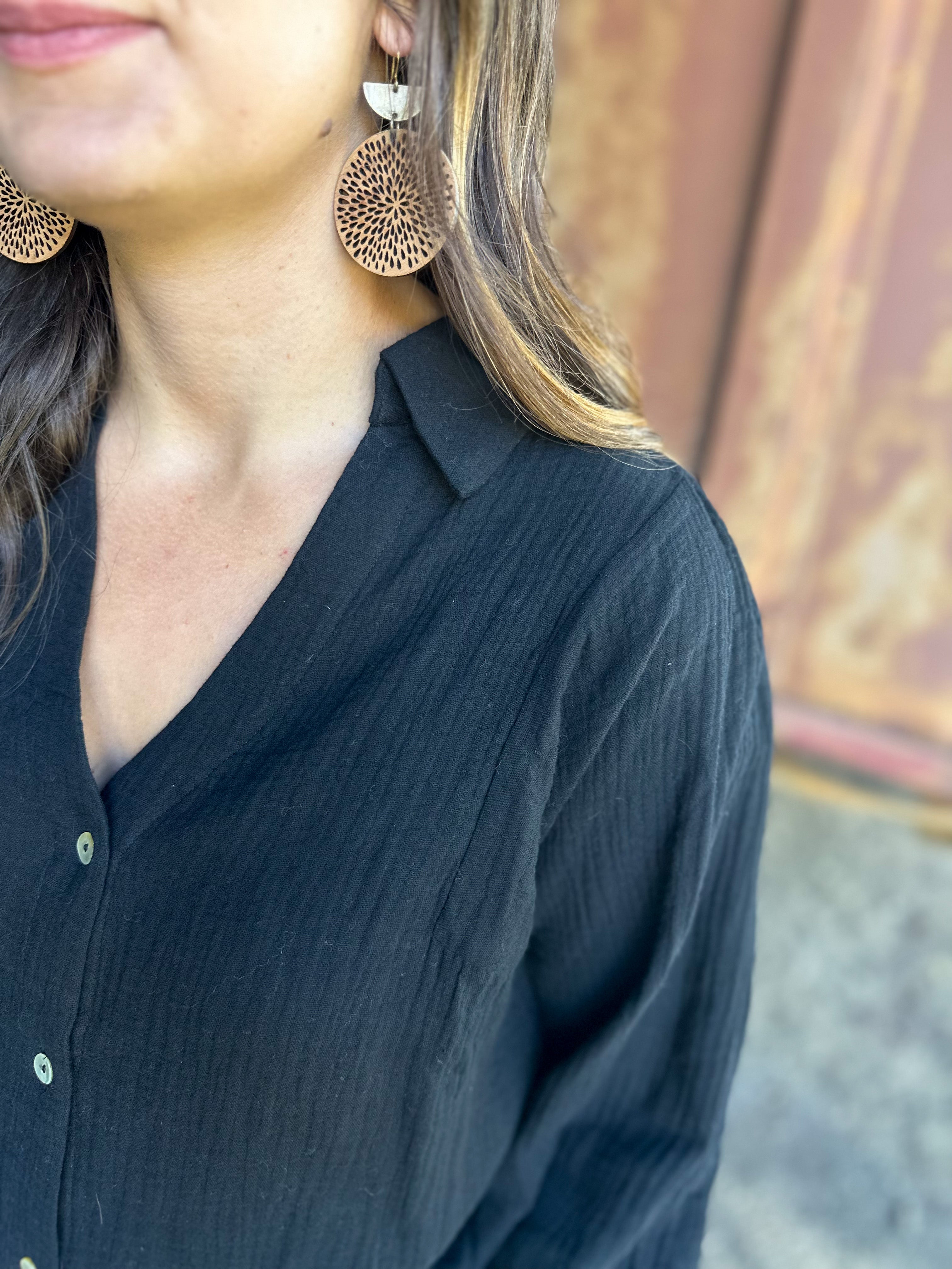 Ryleigh Classic Button Up :: S-L