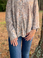 Load image into Gallery viewer, Montana Boho Button Up Blouse :: Large
