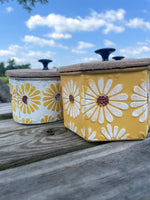 Load image into Gallery viewer, Handpainted Daisy Tins
