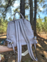 Load image into Gallery viewer, Amy Backpack :: Dusty Lavender
